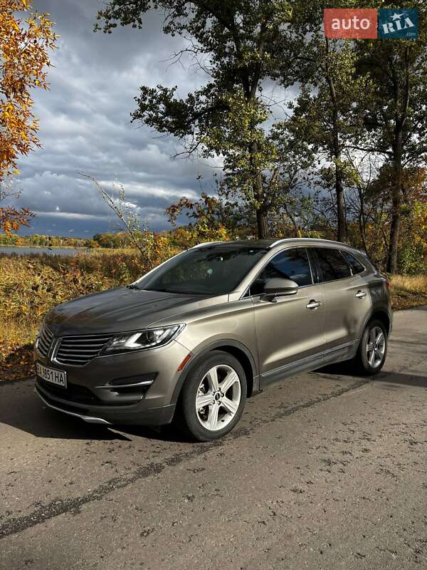 Позашляховик / Кросовер Lincoln MKC 2017 в Олександрії