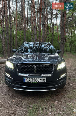 Внедорожник / Кроссовер Lincoln MKC 2018 в 