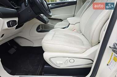 Внедорожник / Кроссовер Lincoln MKC 2014 в 