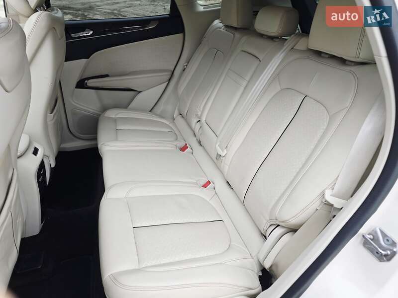 Позашляховик / Кросовер Lincoln MKC 2014 в Києві