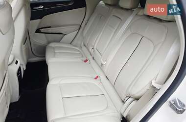 Внедорожник / Кроссовер Lincoln MKC 2014 в 