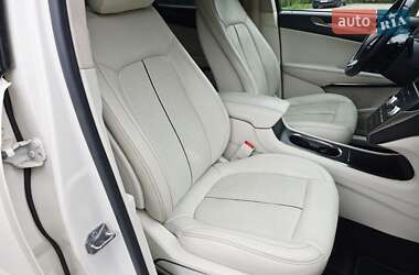 Внедорожник / Кроссовер Lincoln MKC 2014 в 