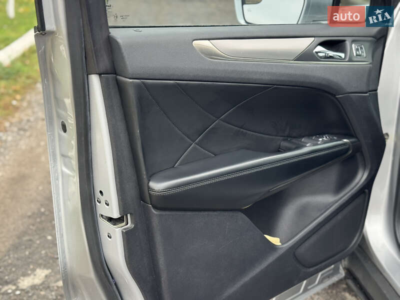 Внедорожник / Кроссовер Lincoln MKC 2015 в Полтаве