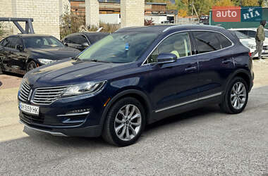 Позашляховик / Кросовер Lincoln MKC 2015 в 