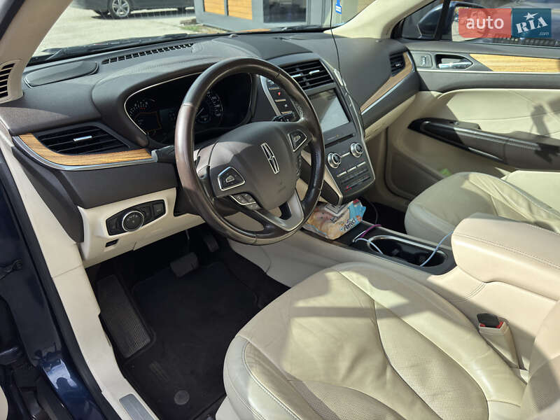 Позашляховик / Кросовер Lincoln MKC 2015 в Житомирі