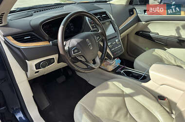 Позашляховик / Кросовер Lincoln MKC 2015 в 