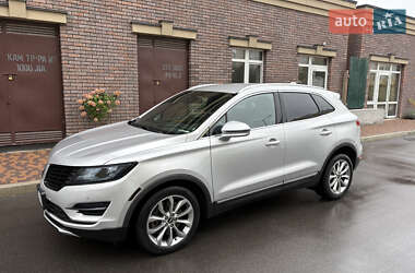 Позашляховик / Кросовер Lincoln MKC 2014 в 