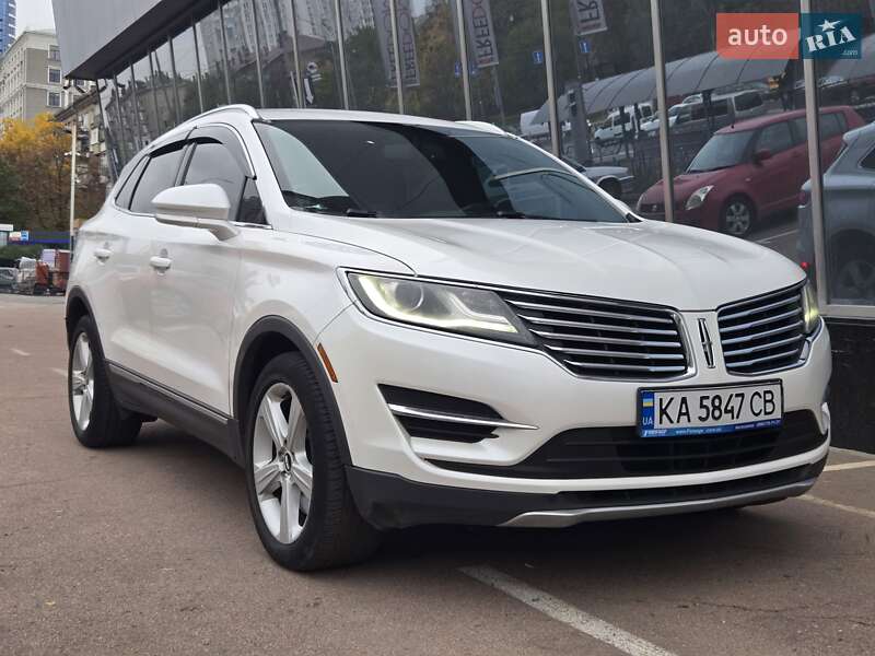 Lincoln MKC 2015