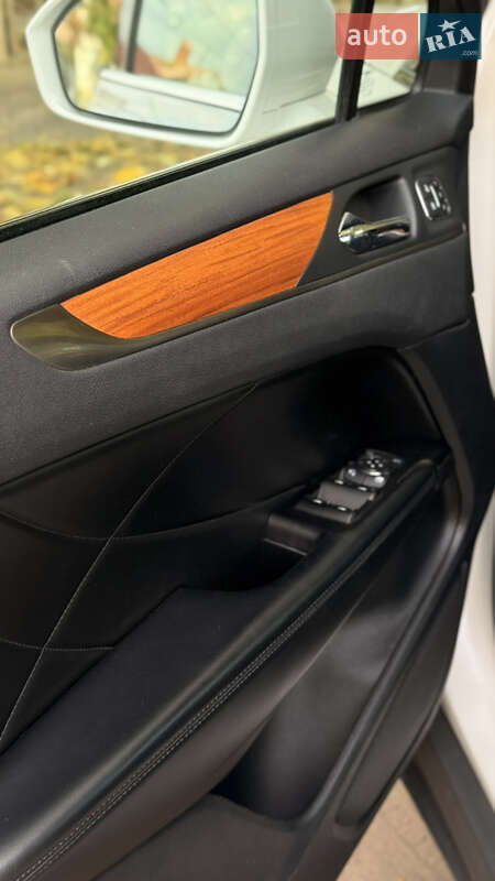 Внедорожник / Кроссовер Lincoln MKC 2018 в Одессе фото 7 Внедорожник / Кроссовер Lincoln MKC 2018 в Одессе