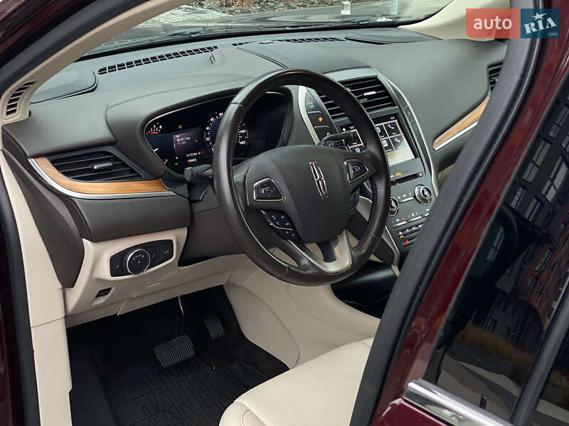 Позашляховик / Кросовер Lincoln MKC 2018 в Києві фото 16 Позашляховик / Кросовер Lincoln MKC 2018 в Києві