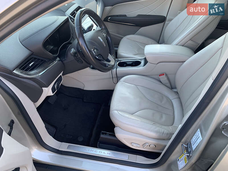 Внедорожник / Кроссовер Lincoln MKC 2017 в Львове фото 12 Внедорожник / Кроссовер Lincoln MKC 2017 в Львове