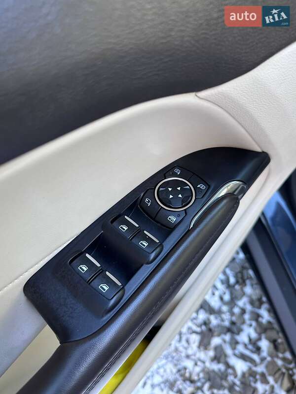 Внедорожник / Кроссовер Lincoln MKC 2014 в Владимире