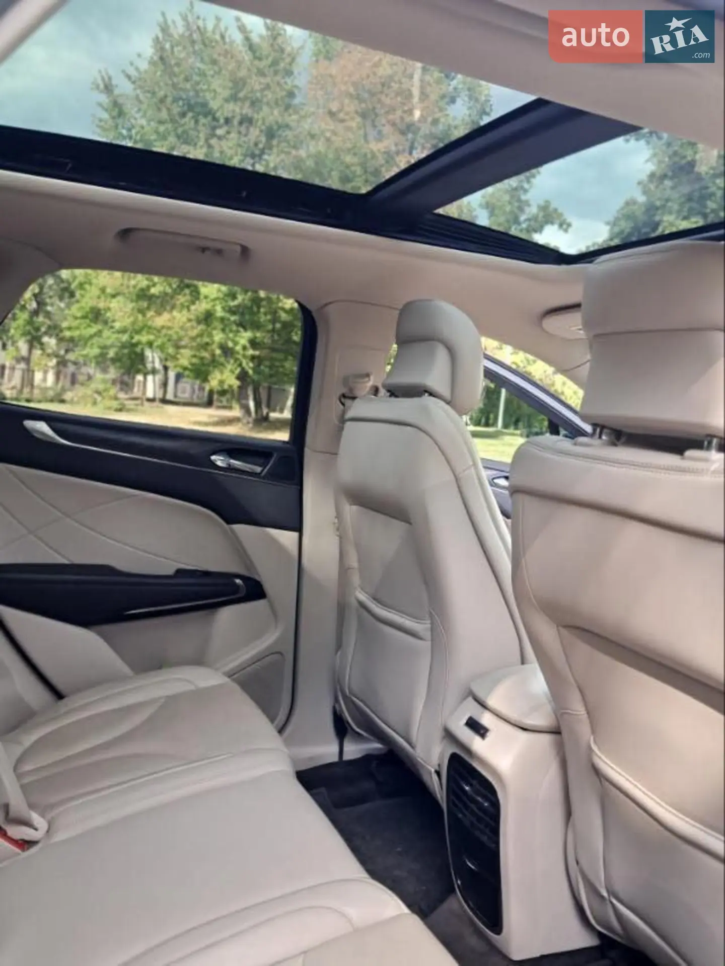 2016 Lincoln MKC - мініатюра 8