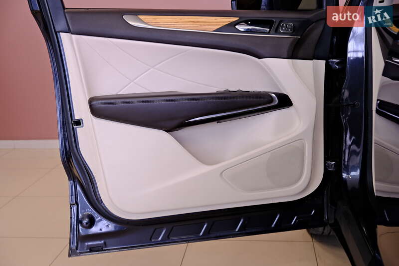 Позашляховик / Кросовер Lincoln MKC 2014 в Одесі