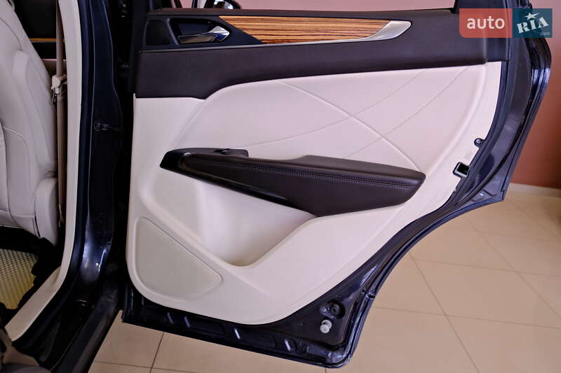 Позашляховик / Кросовер Lincoln MKC 2014 в Одесі