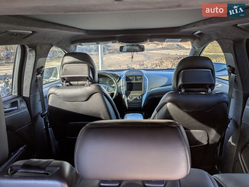 Позашляховик / Кросовер Lincoln MKC 2018 в Львові