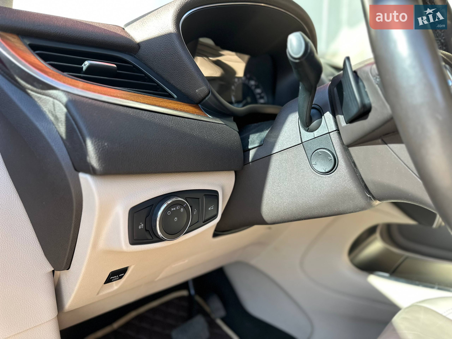 2019 Lincoln MKC - мініатюра 15