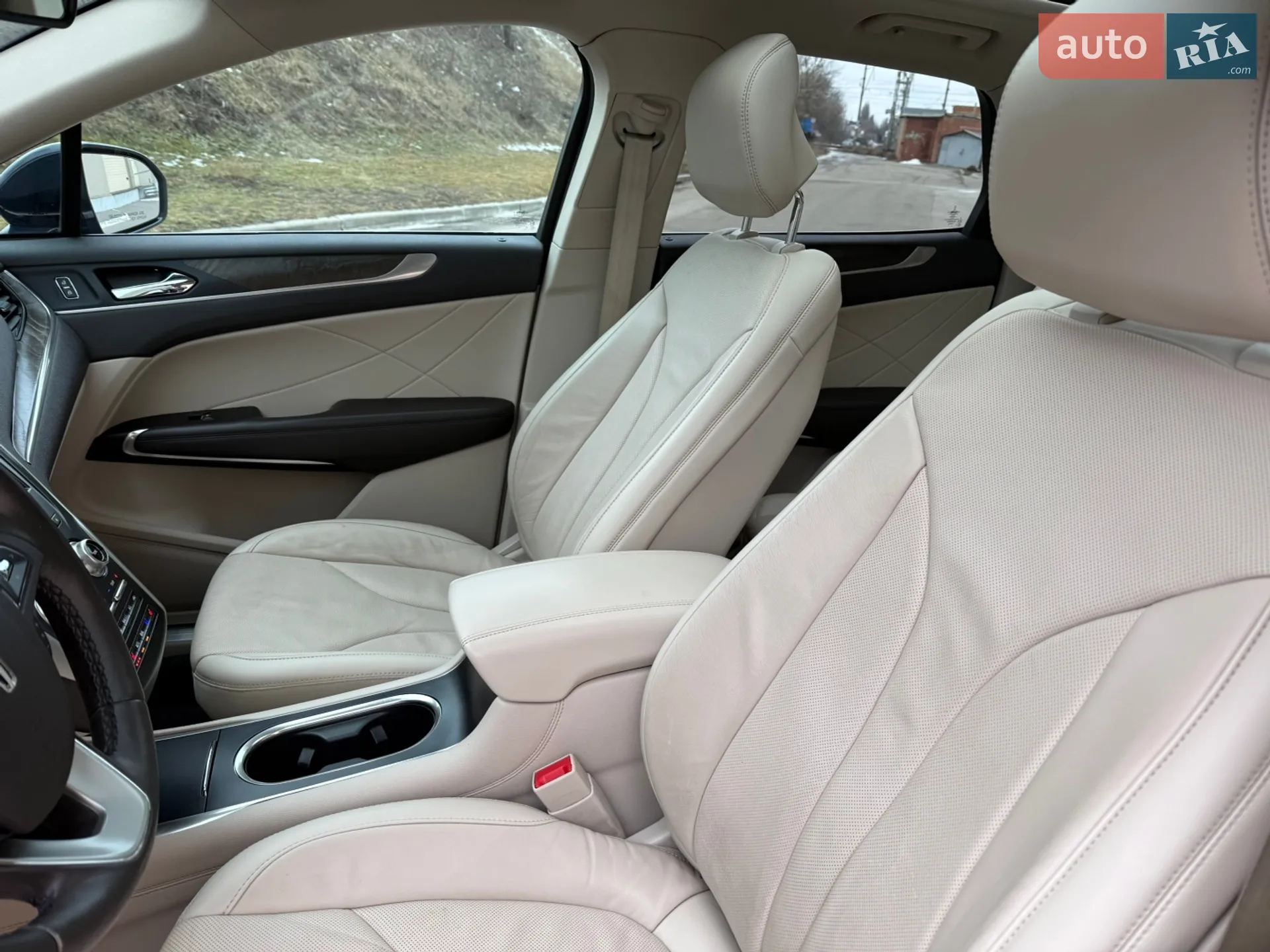 2019 Lincoln MKC - мініатюра 46