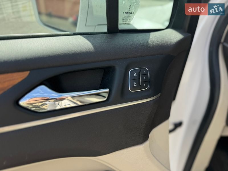 Внедорожник / Кроссовер Lincoln MKC 2019 в Киеве