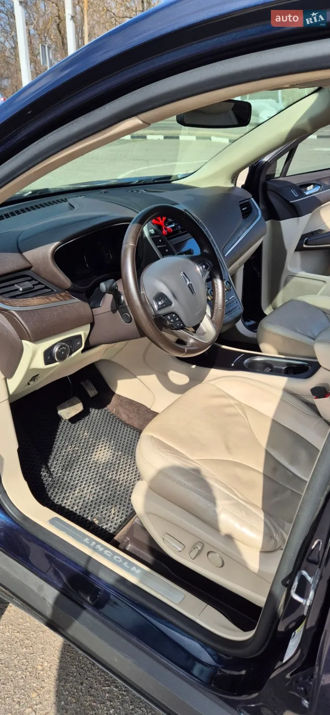 2017 Lincoln MKC - мініатюра 9