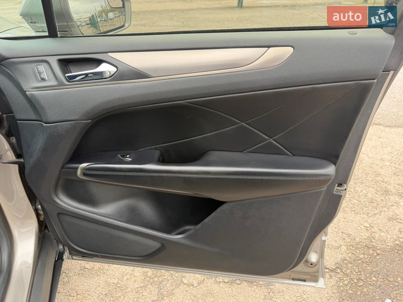 Позашляховик / Кросовер Lincoln MKC 2017 в Києві фото 28 Позашляховик / Кросовер Lincoln MKC 2017 в Києві