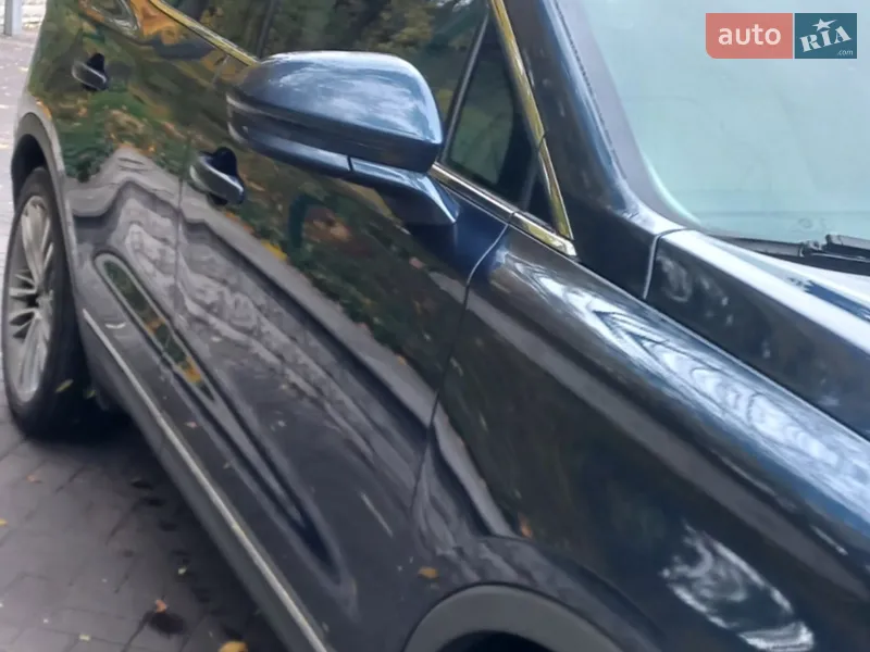 Lincoln MKC 2015