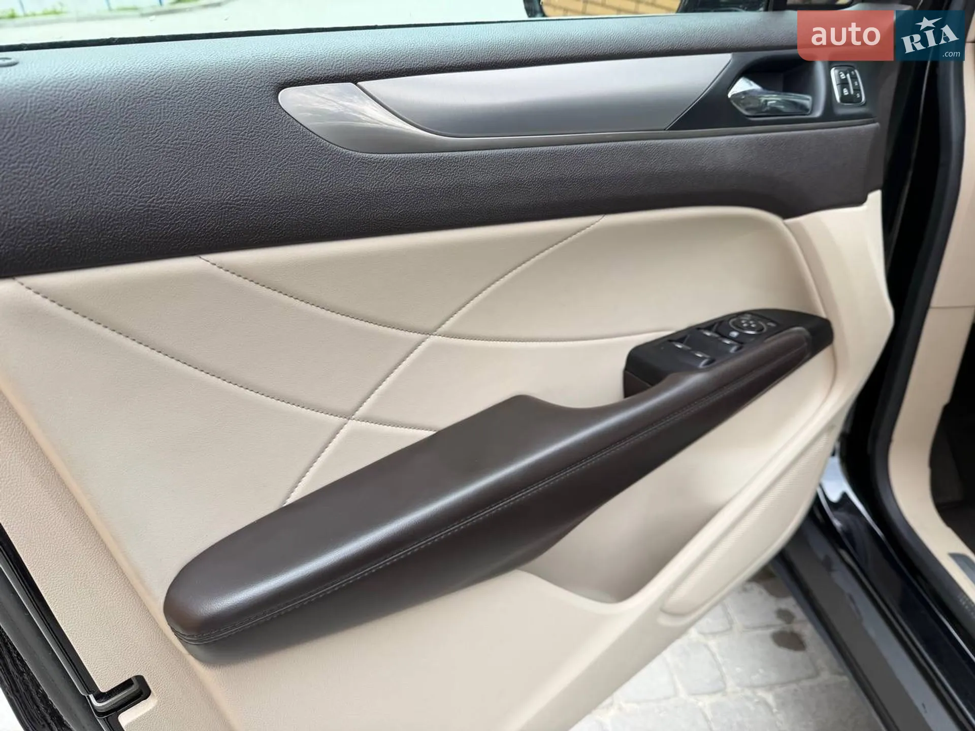 2016 Lincoln MKC - мініатюра 21