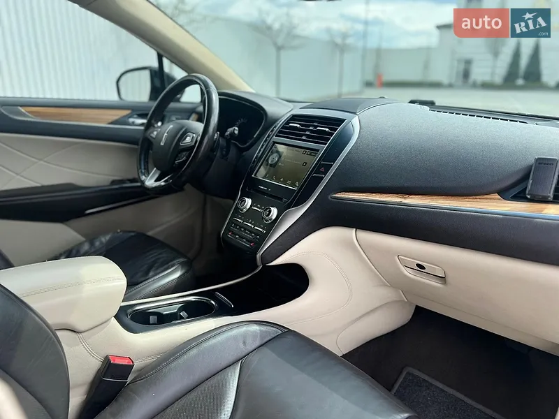 Lincoln MKC 2015 VIN 5LMCJ2C92GUJ20541 фото оголошення 21 з 64