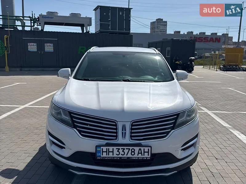 Lincoln MKC 2015