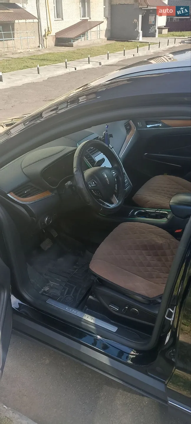 2017 Lincoln MKC - мініатюра 8