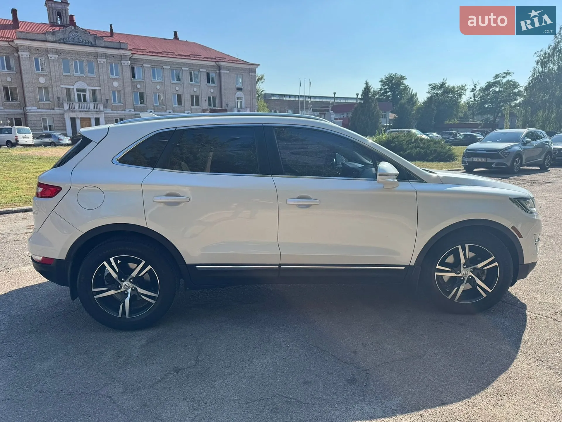 2016 Lincoln MKC - мініатюра 8