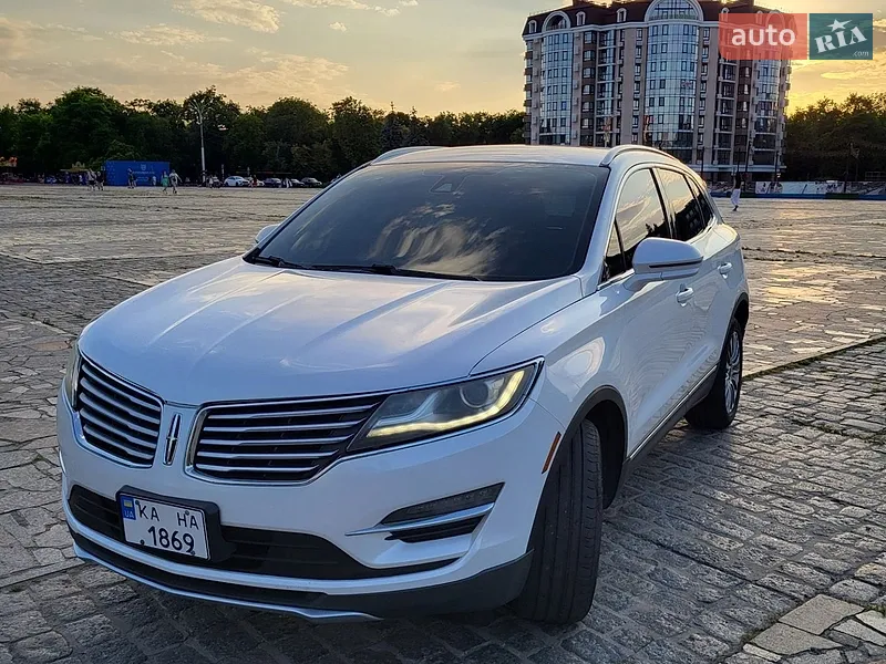 Lincoln MKC 2016 VIN 5LMCJ3D9XGUJ26656 фото оголошення 2 з 40