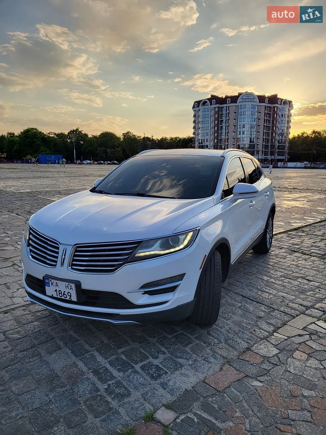 2016 Lincoln MKC - мініатюра 2