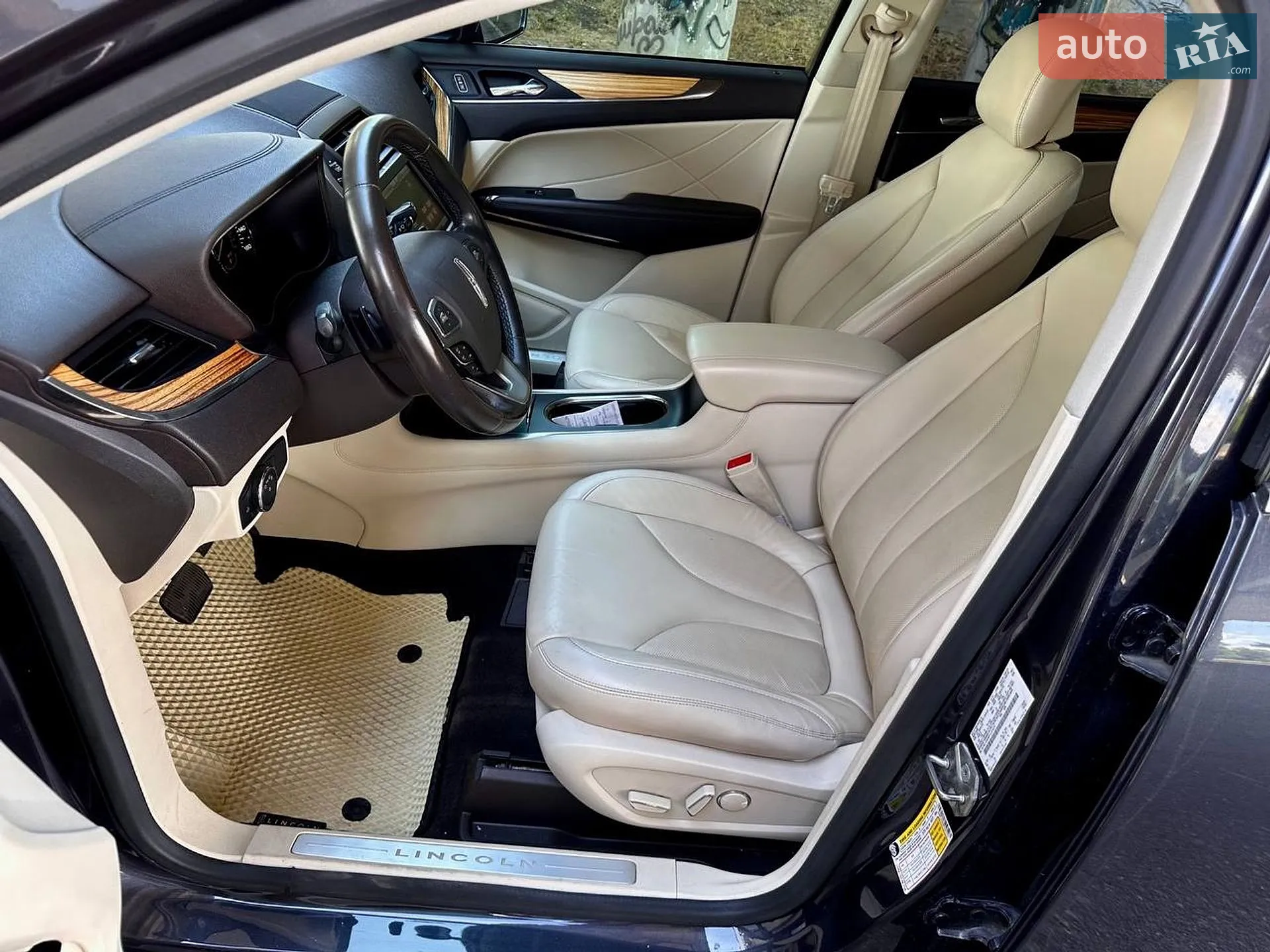 2014 Lincoln MKC - мініатюра 18