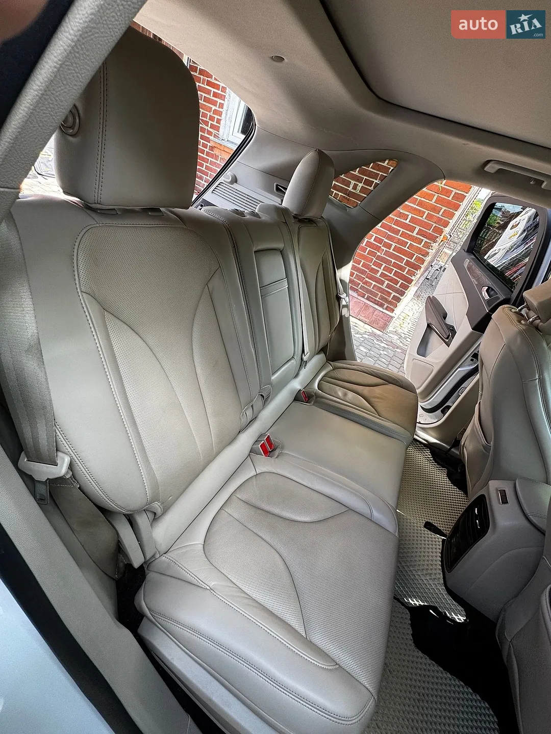 2018 Lincoln MKC - мініатюра 13