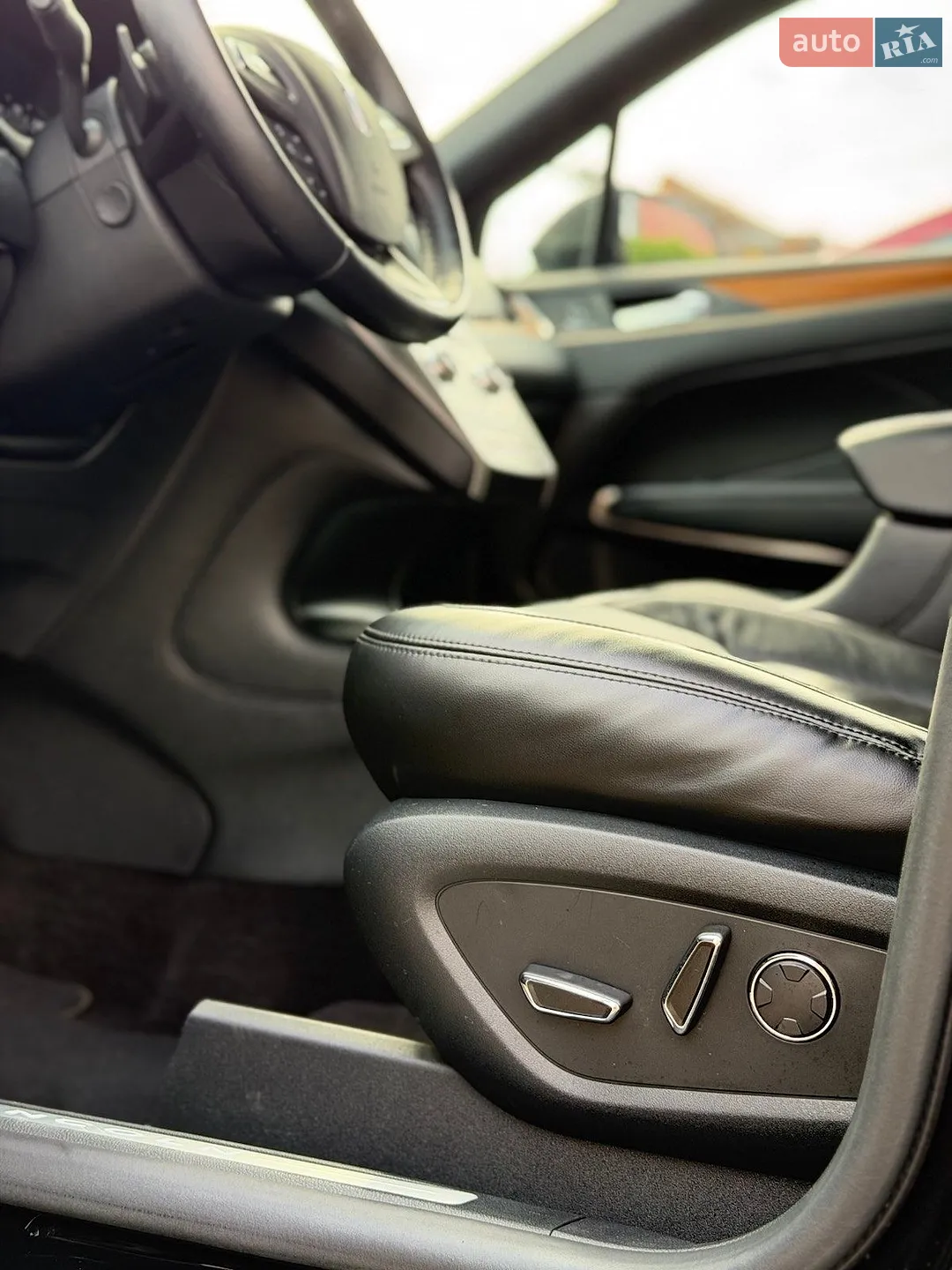 2018 Lincoln MKC - мініатюра 24