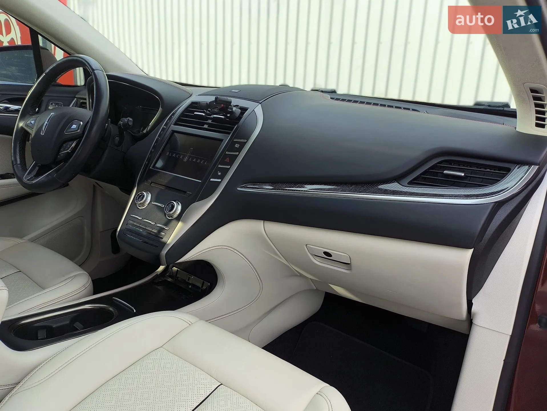 2018 Lincoln MKC - мініатюра 9