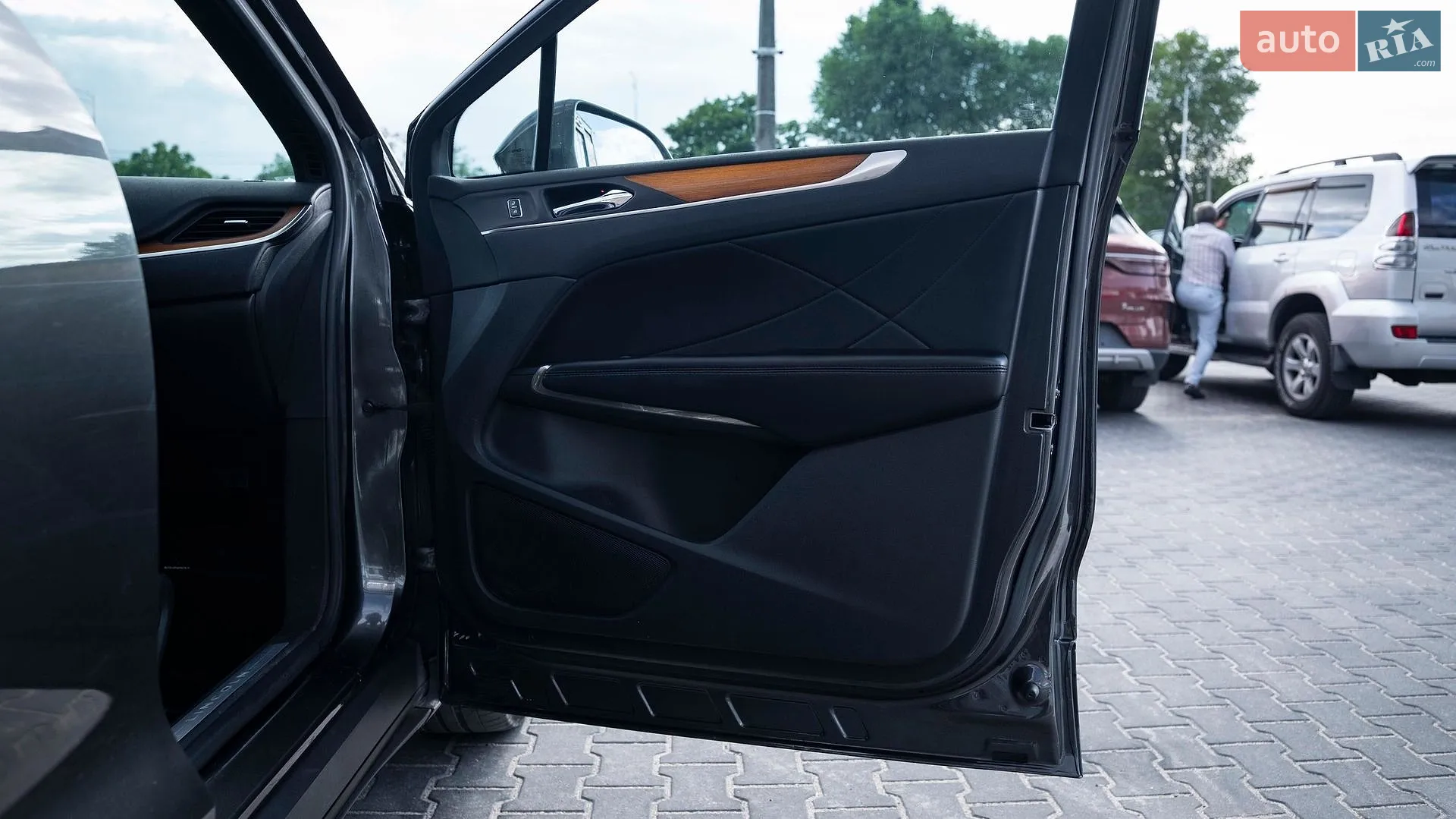 2016 Lincoln MKC - мініатюра 33