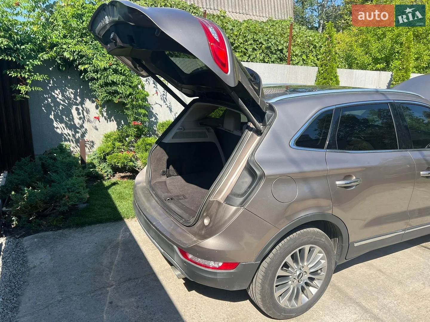 2019 Lincoln MKC - мініатюра 14