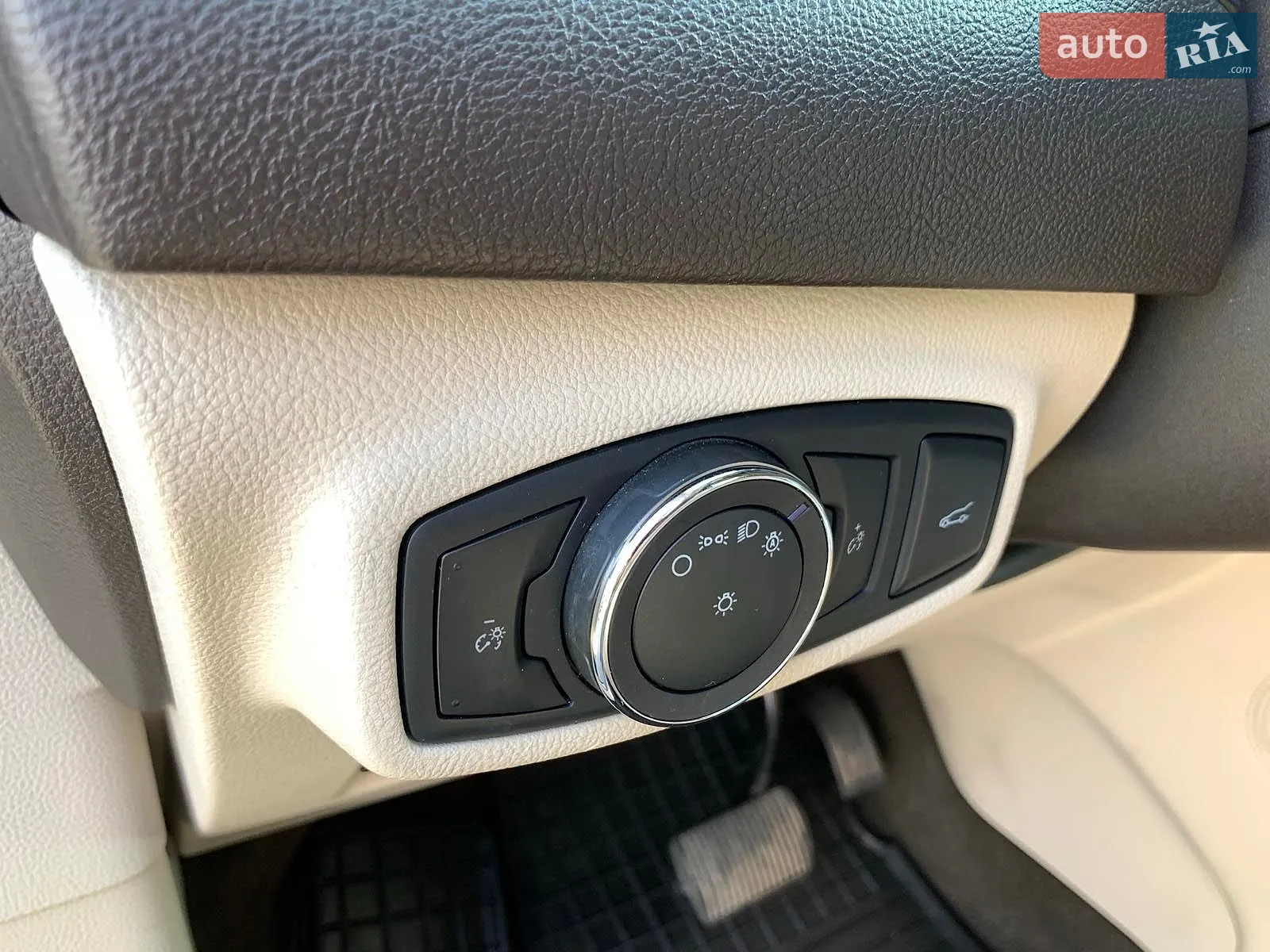 2018 Lincoln MKC - мініатюра 22