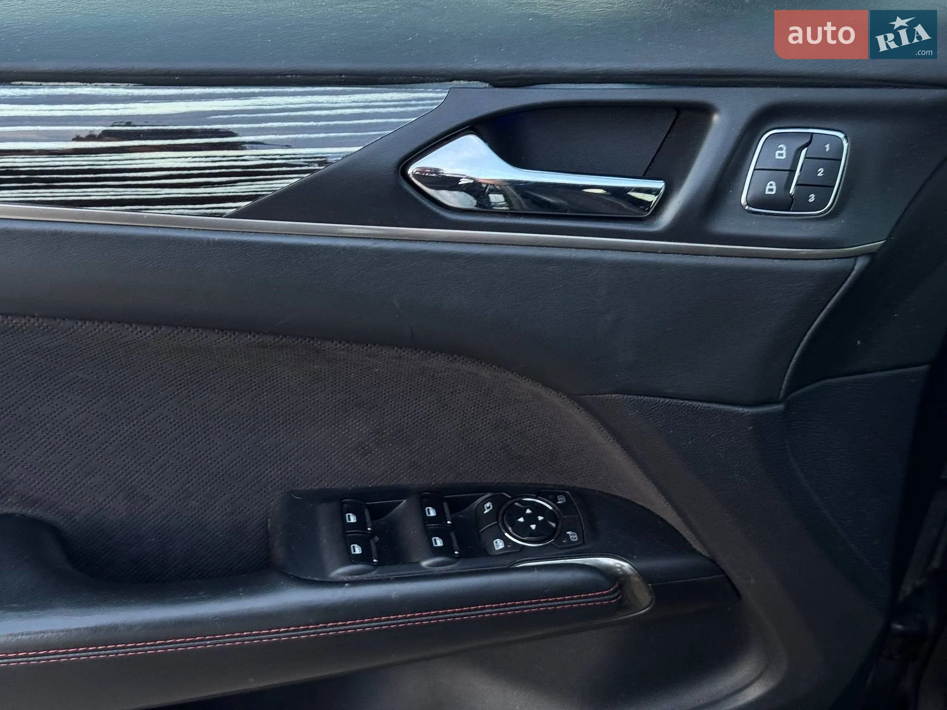 2014 Lincoln MKC - мініатюра 14