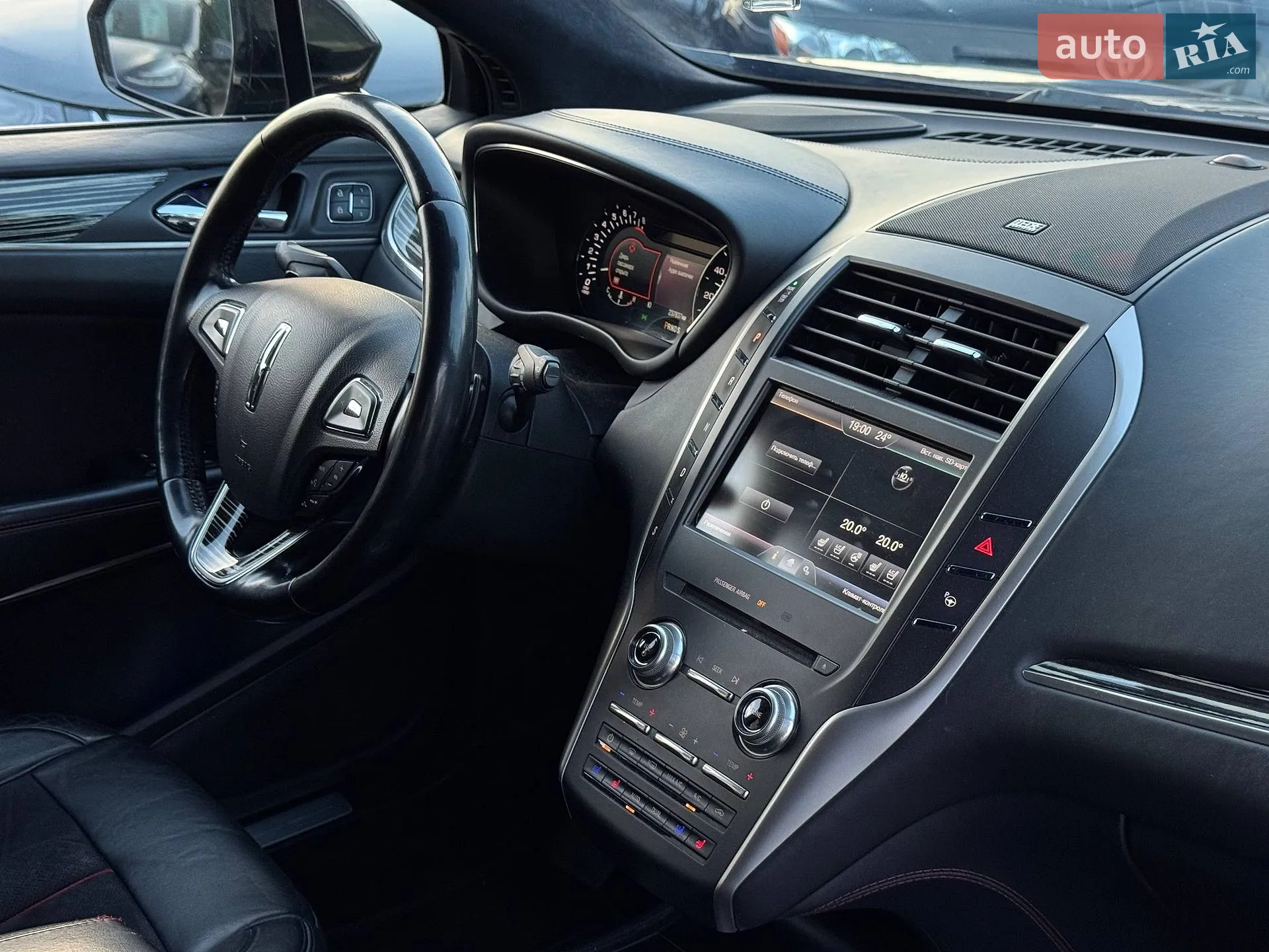 2014 Lincoln MKC - мініатюра 28