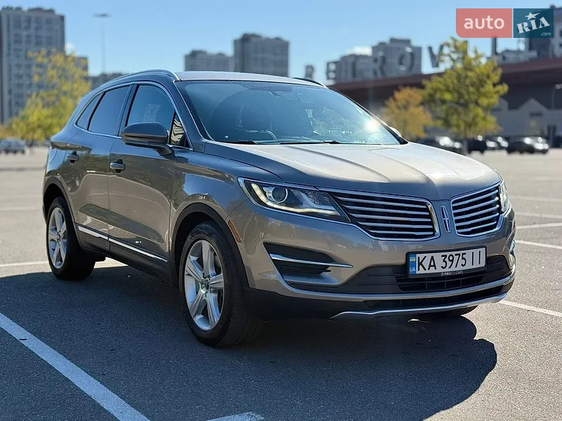 Lincoln MKC 2017