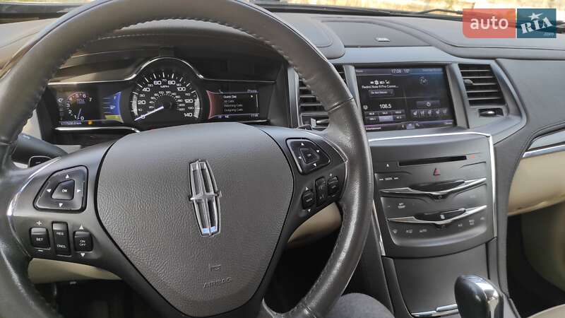Седан Lincoln MKS 2012 в Броварах