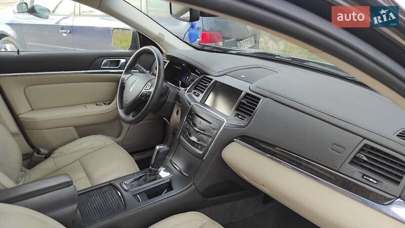 Седан Lincoln MKS 2012 в Броварах