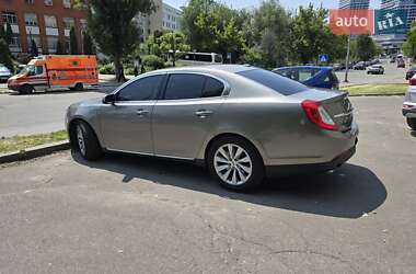 Седан Lincoln MKS 2015 в 