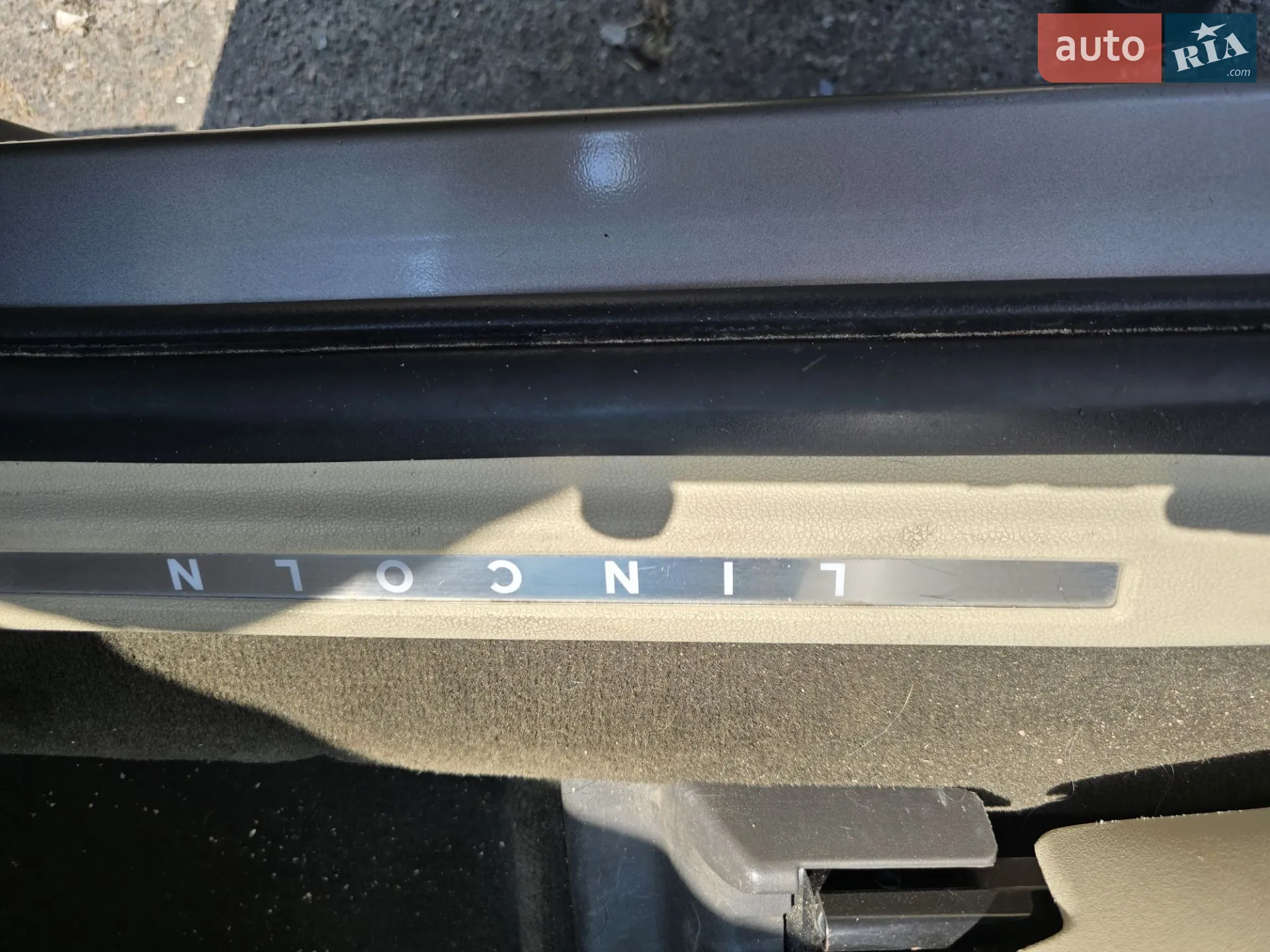 2015 Lincoln MKS - мініатюра 35
