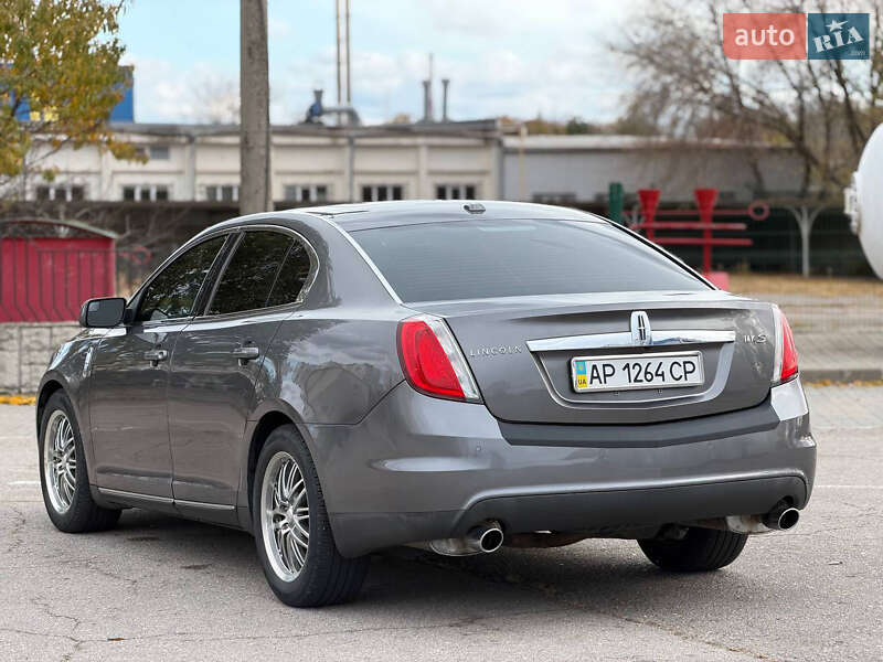 Седан Lincoln MKS 2010 в Запоріжжі