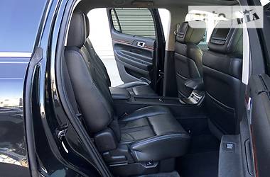 Минивэн Lincoln MKT 2010 в 