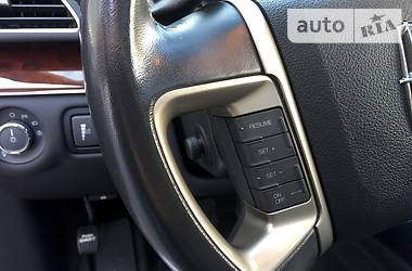 Минивэн Lincoln MKT 2010 в 